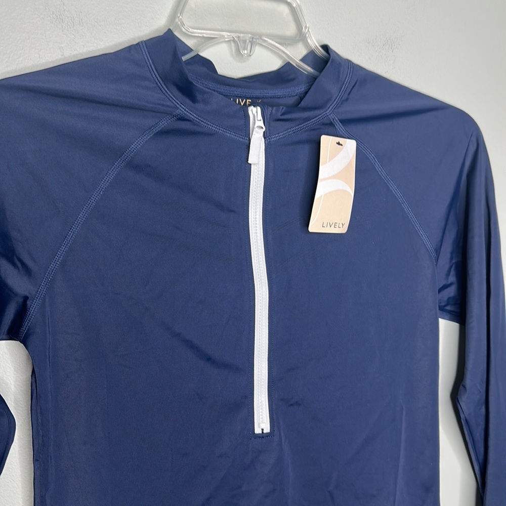 Nwt Lively Half Zip Swim Top Womens Sz Large in Navy Blue! - Picture 2 of 6
